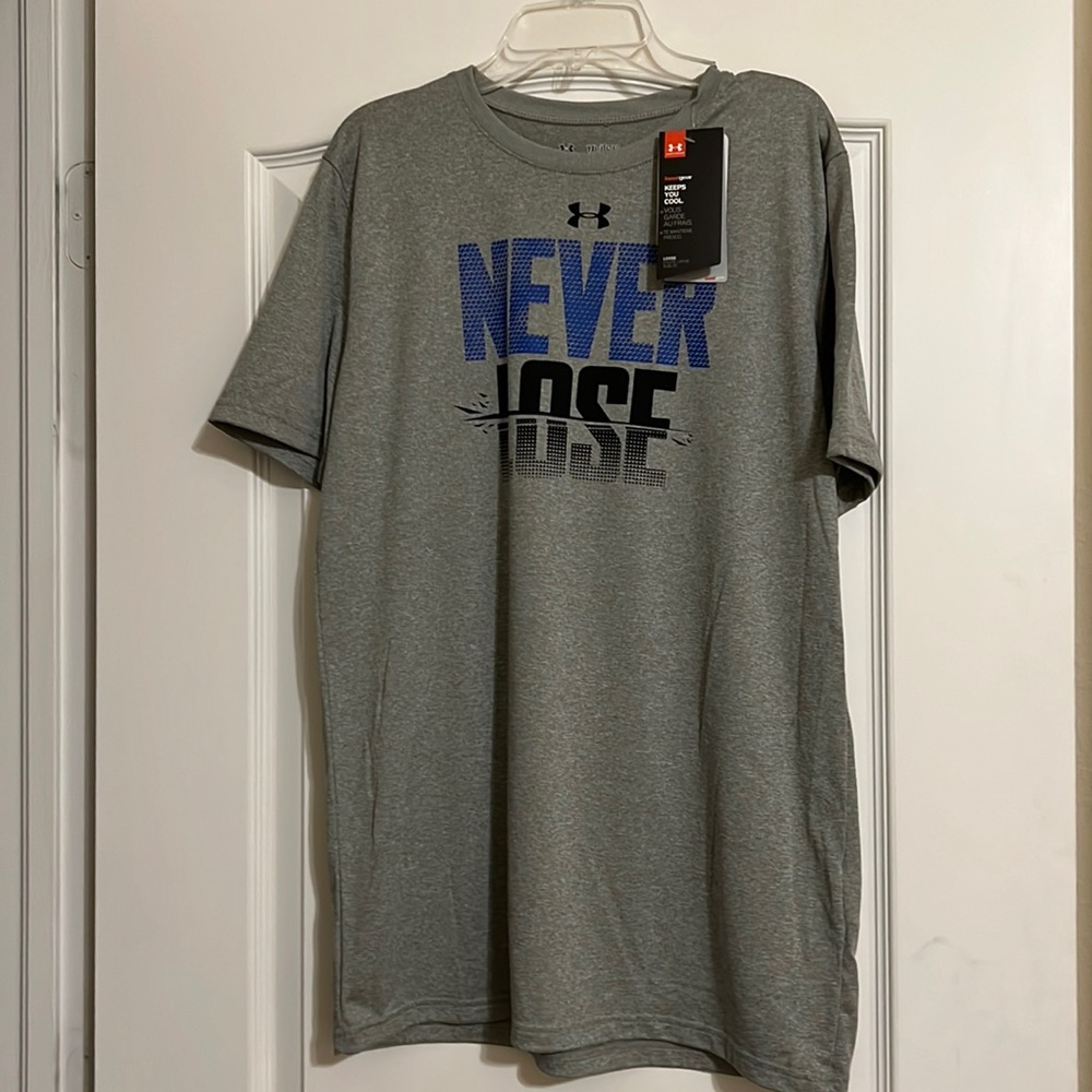 New Under Armour gray Tee YXL